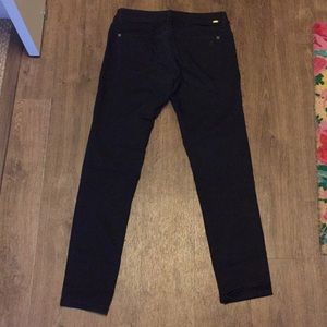 DL1961 Jeans - DL1961 - Florence in Navy size 28 DL1961 Jeans - DL1961 - Florence in Navy size 28
